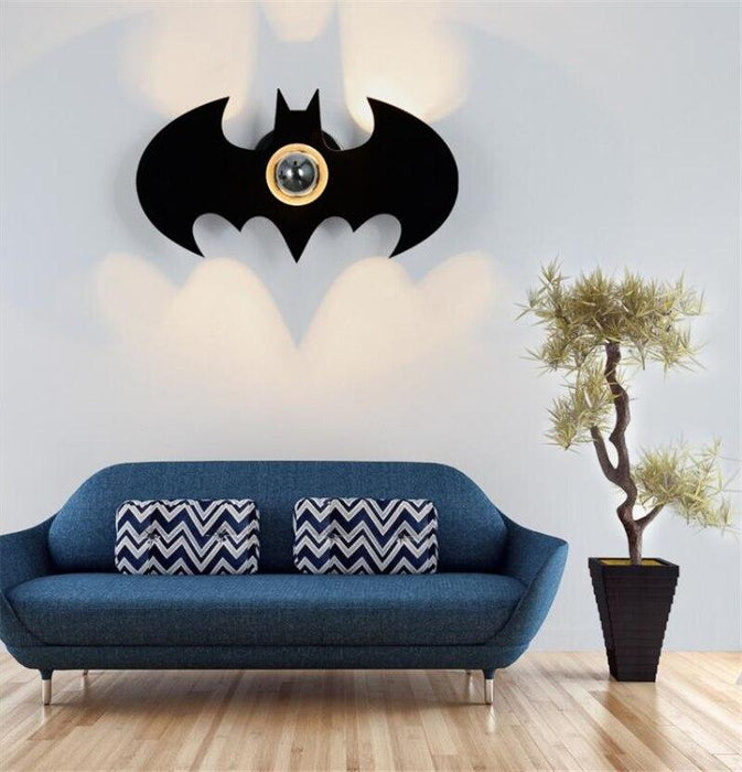 Batman home decoration wall lamp. - Adilsons