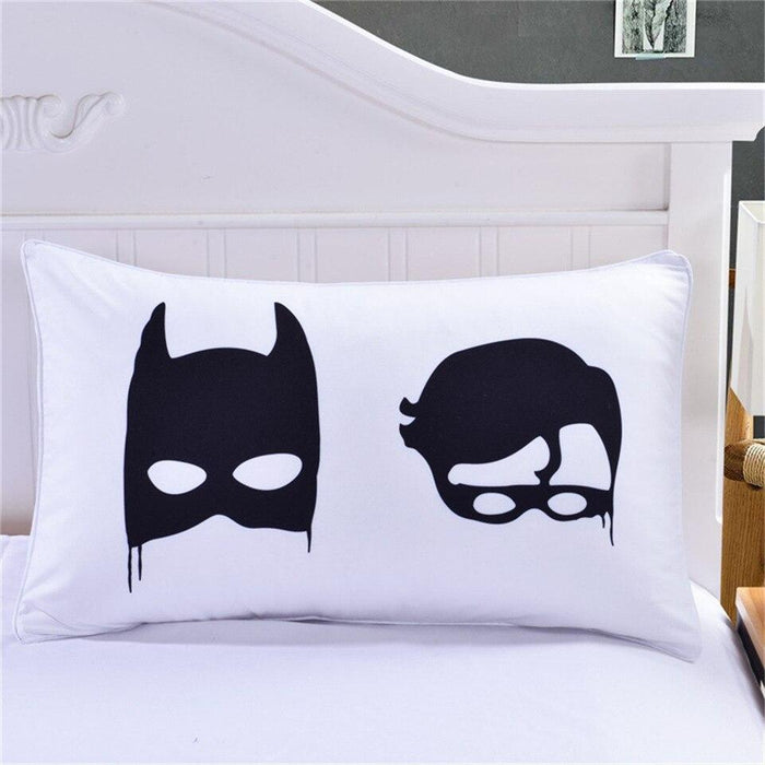 Batman decorative white pillow case. - Adilsons
