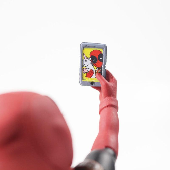 Deadpool PVC action figure 13cm. - Adilsons