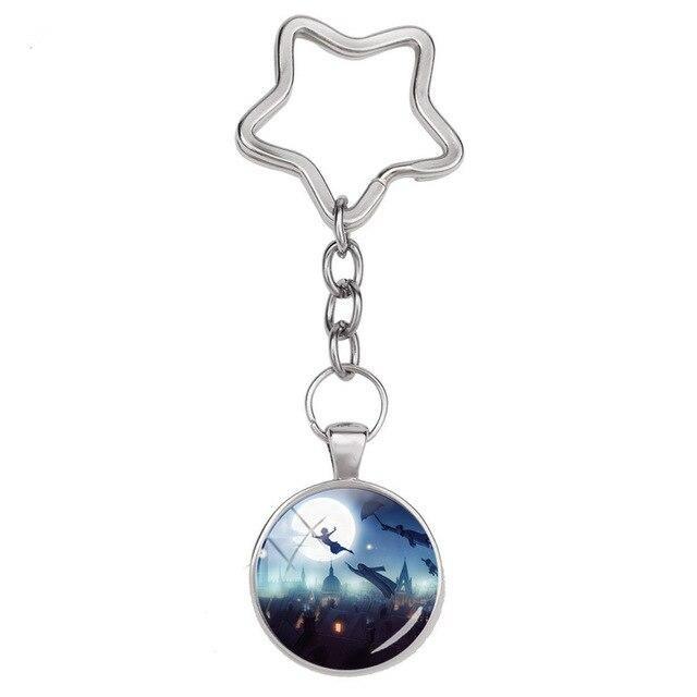 Peter Pan glass keychain. - Adilsons