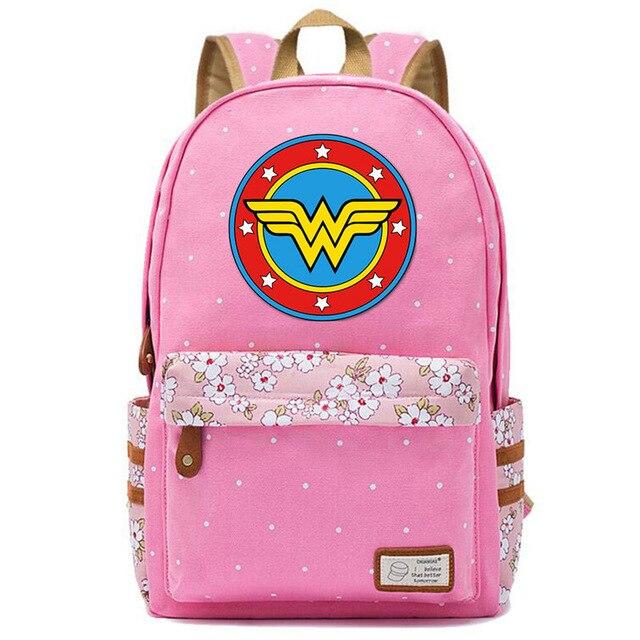 Wonder Woman flower point backpack. - Adilsons