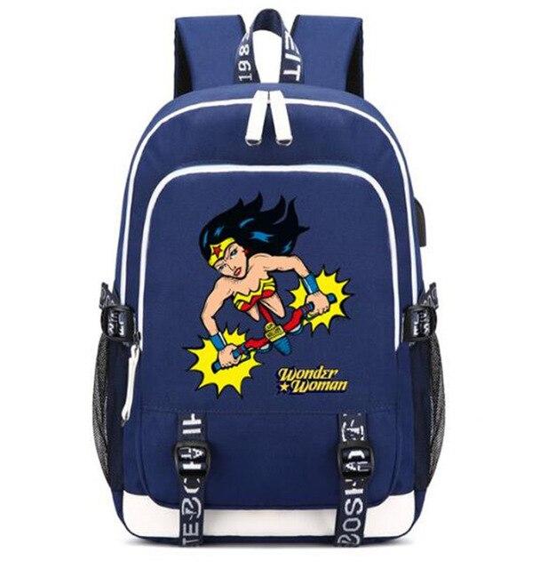 Wonder Woman USB port backpack. - Adilsons